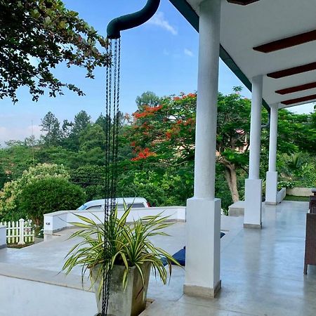 Amandari Holiday Villa Gelioya Exterior photo