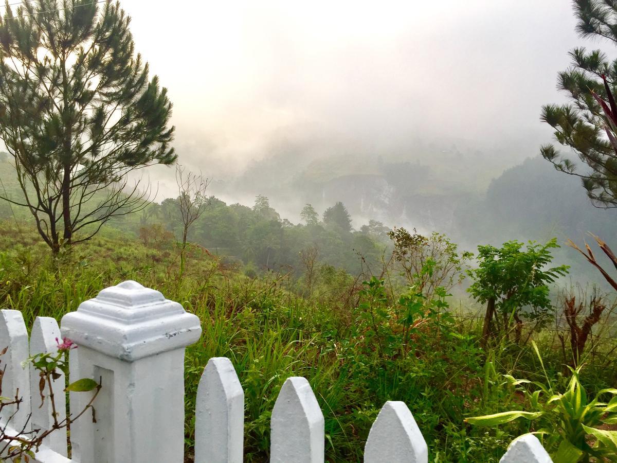 Amandari Holiday Villa Gelioya Exterior photo